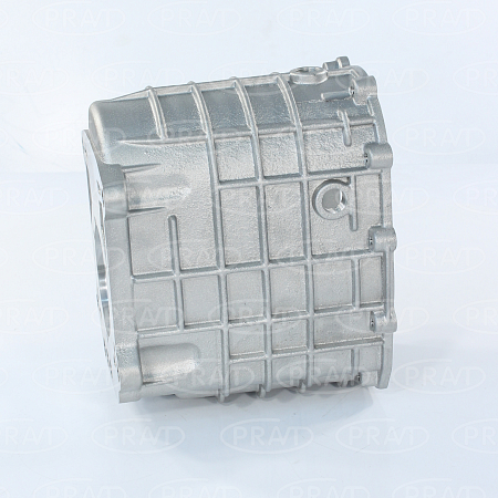 Картер КПП для Г-3110, 3302 передний (5 ступ.)